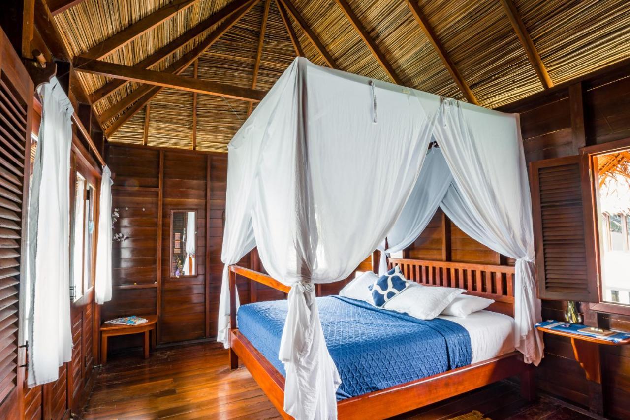 Eclypse De Mar Acqua Lodge Бастиментос Экстерьер фото