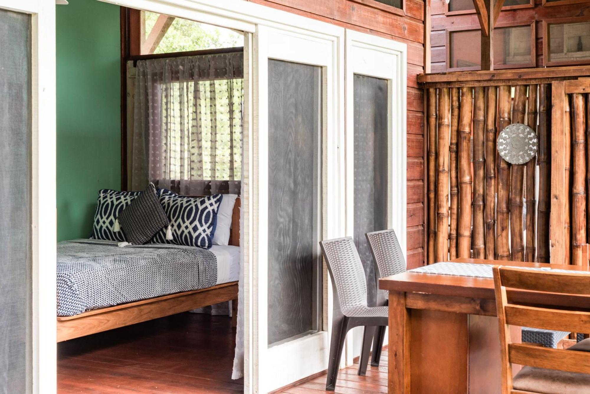 Eclypse De Mar Acqua Lodge Бастиментос Экстерьер фото