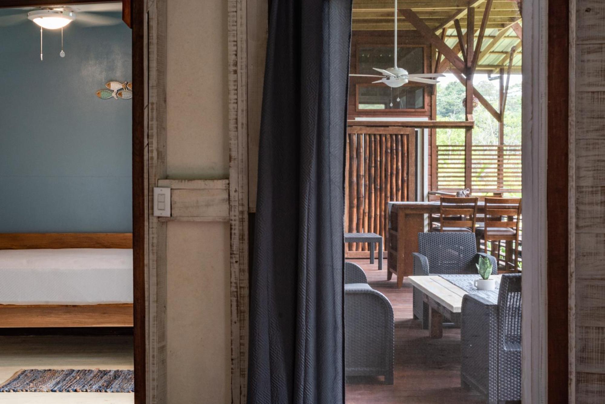 Eclypse De Mar Acqua Lodge Бастиментос Экстерьер фото