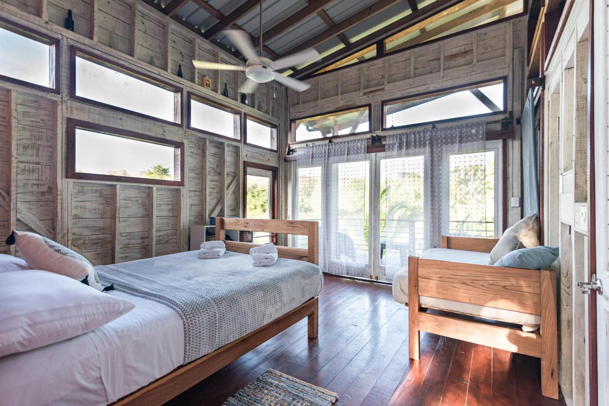 Eclypse De Mar Acqua Lodge Бастиментос Экстерьер фото