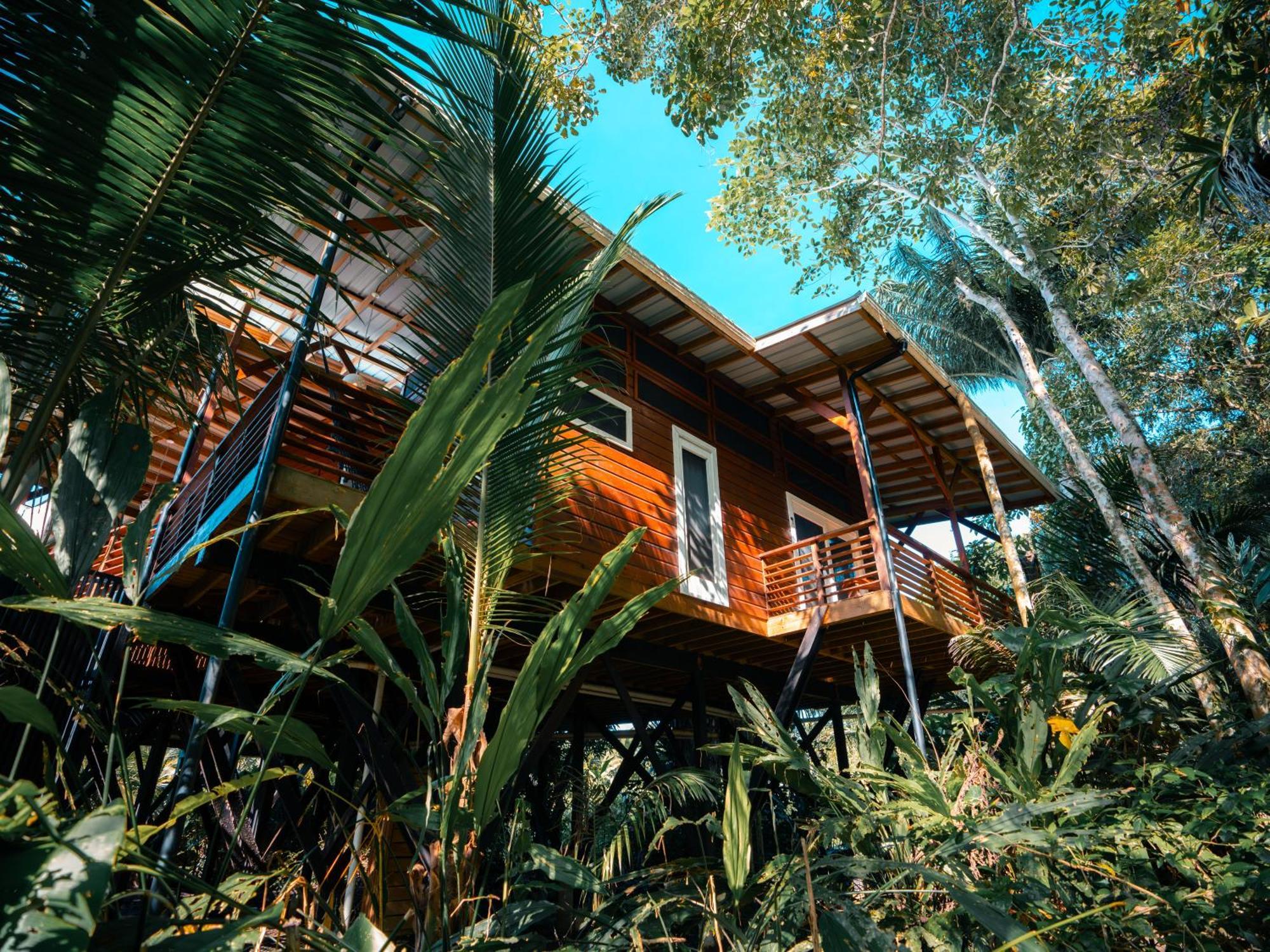 Eclypse De Mar Acqua Lodge Бастиментос Экстерьер фото